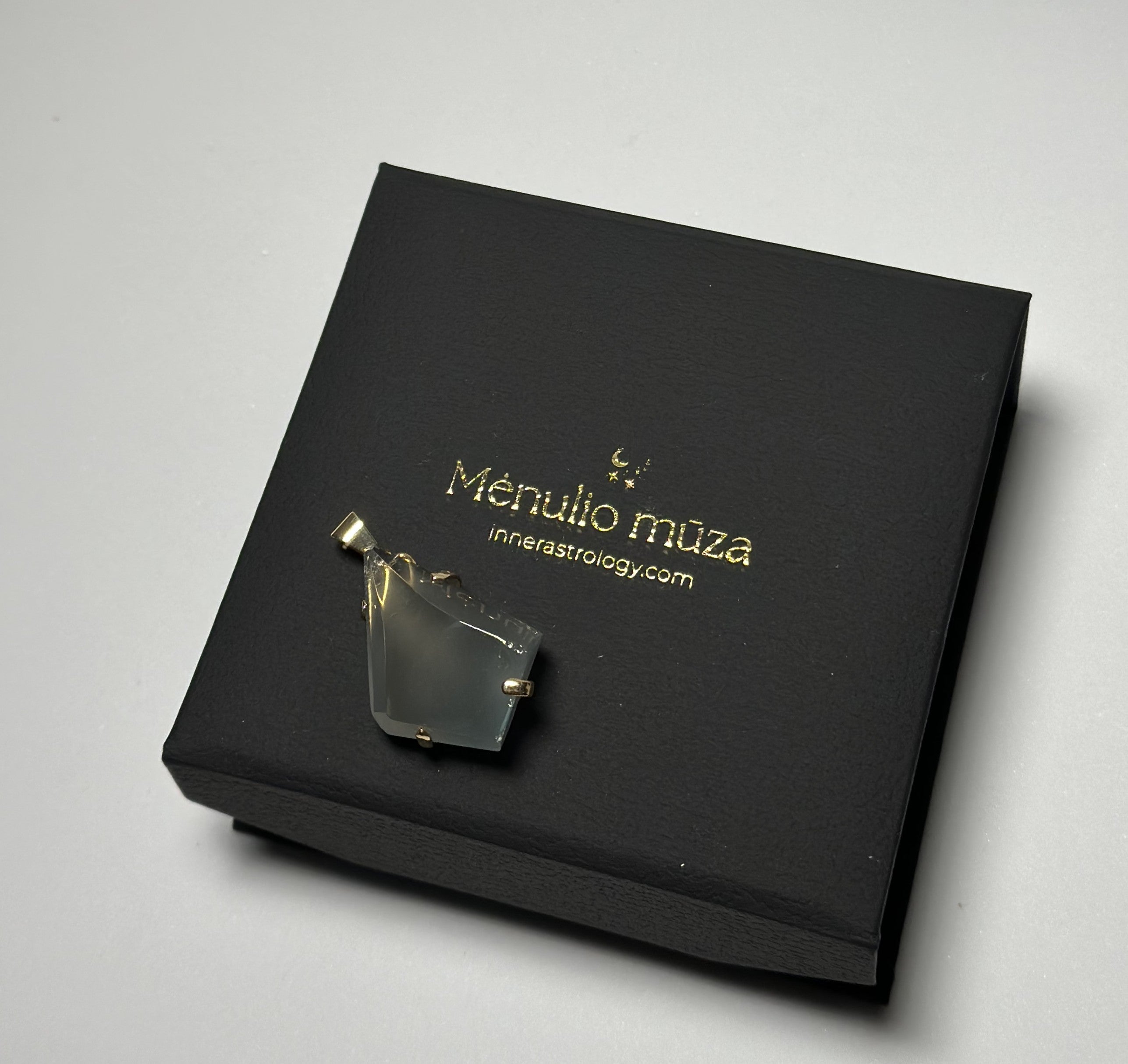 Blue Tara kvarco pakabukas