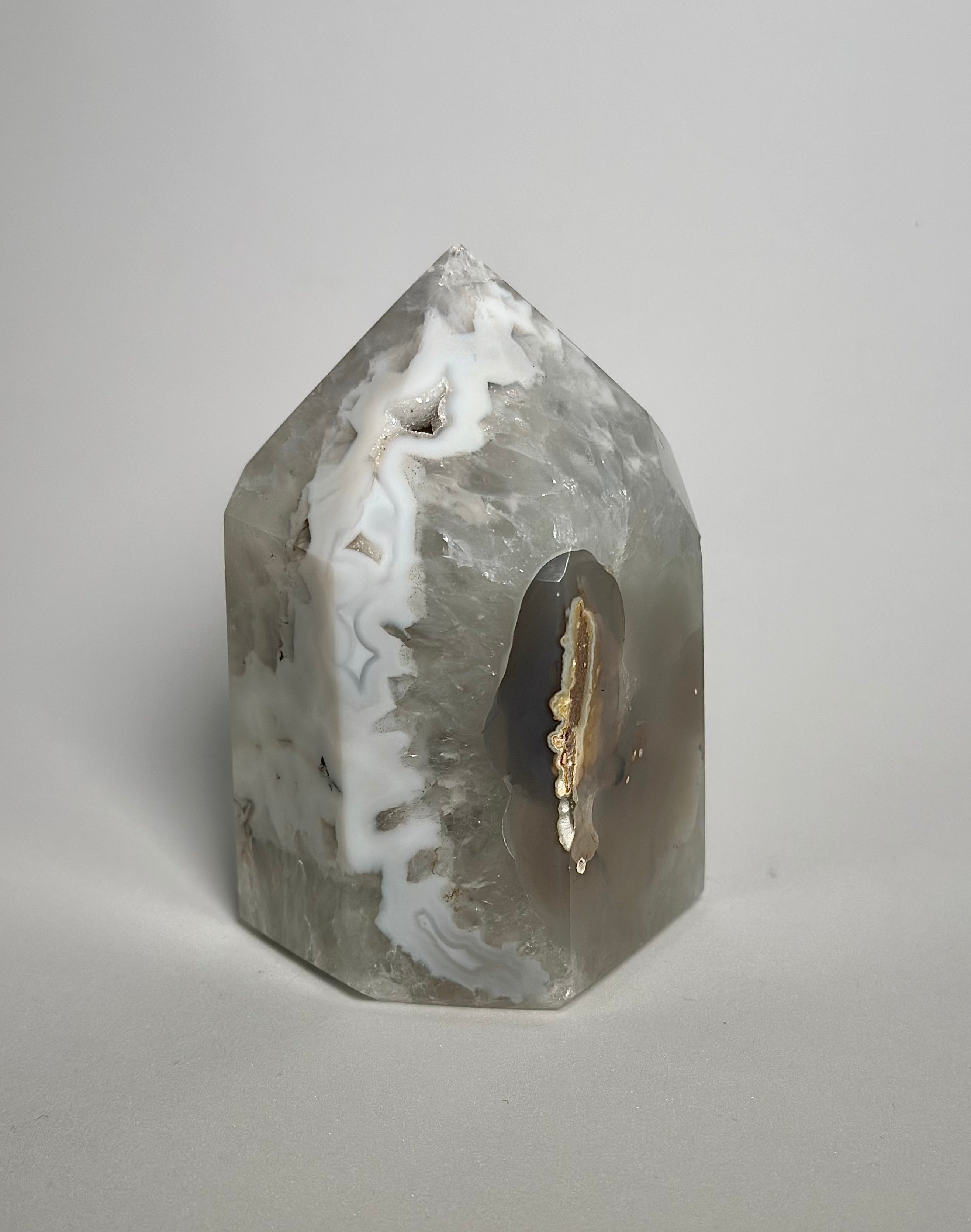 Agatas su drūza 460g.