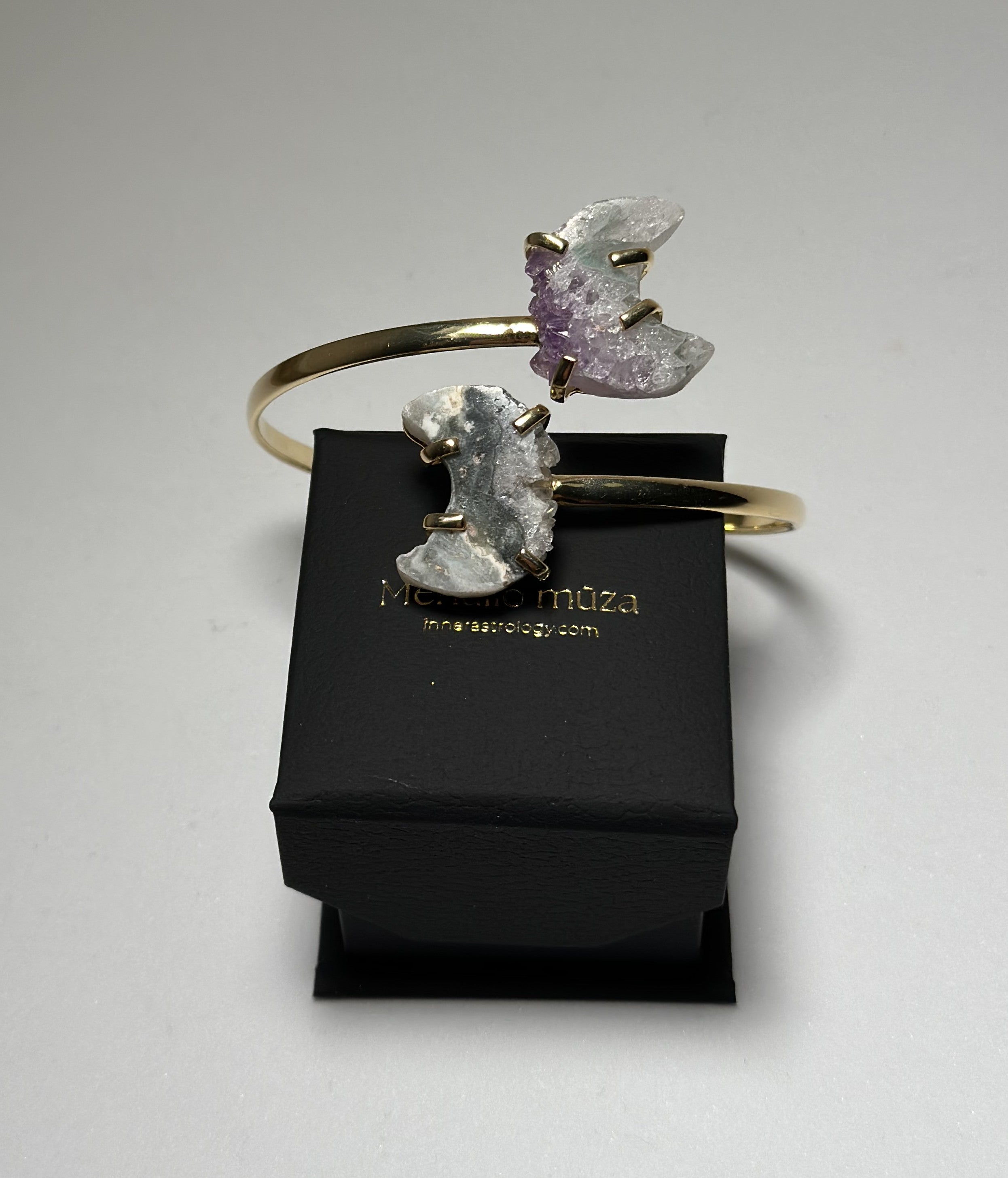 Ametisto apyrankė „Mėnulio šviesa“