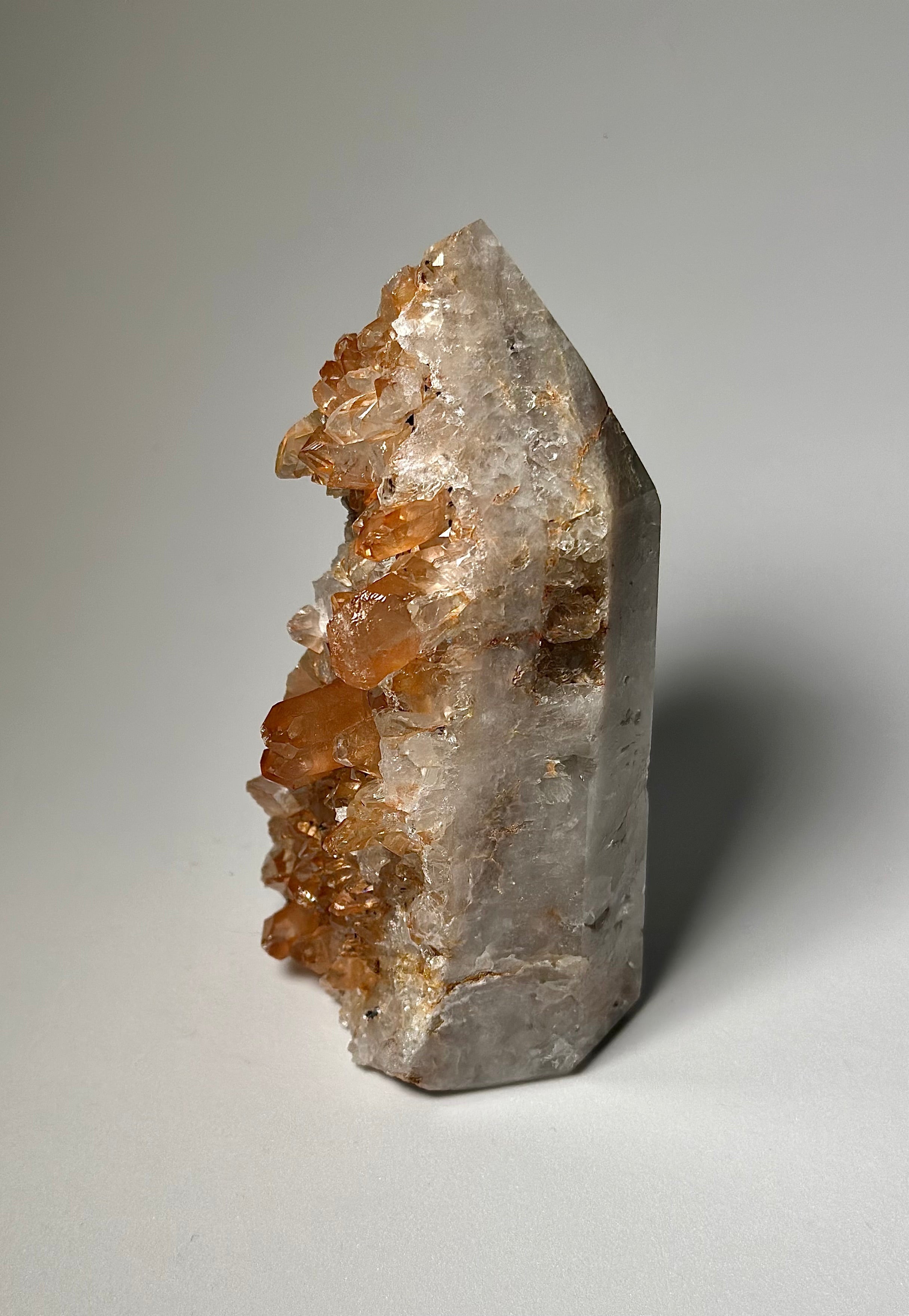 Tangerine Quartz bokštas (Mandarinų kvarcas) 480g.