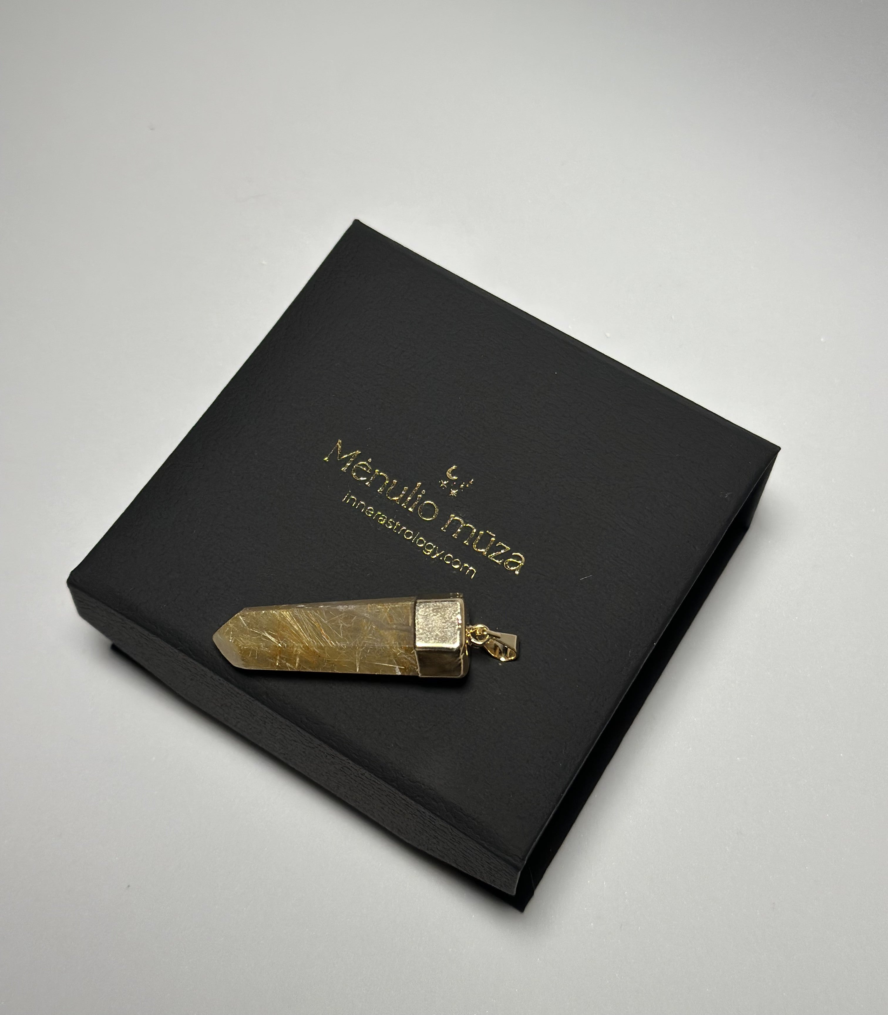 Rutilo kvarco pakabukas „Auksinė šviesa“