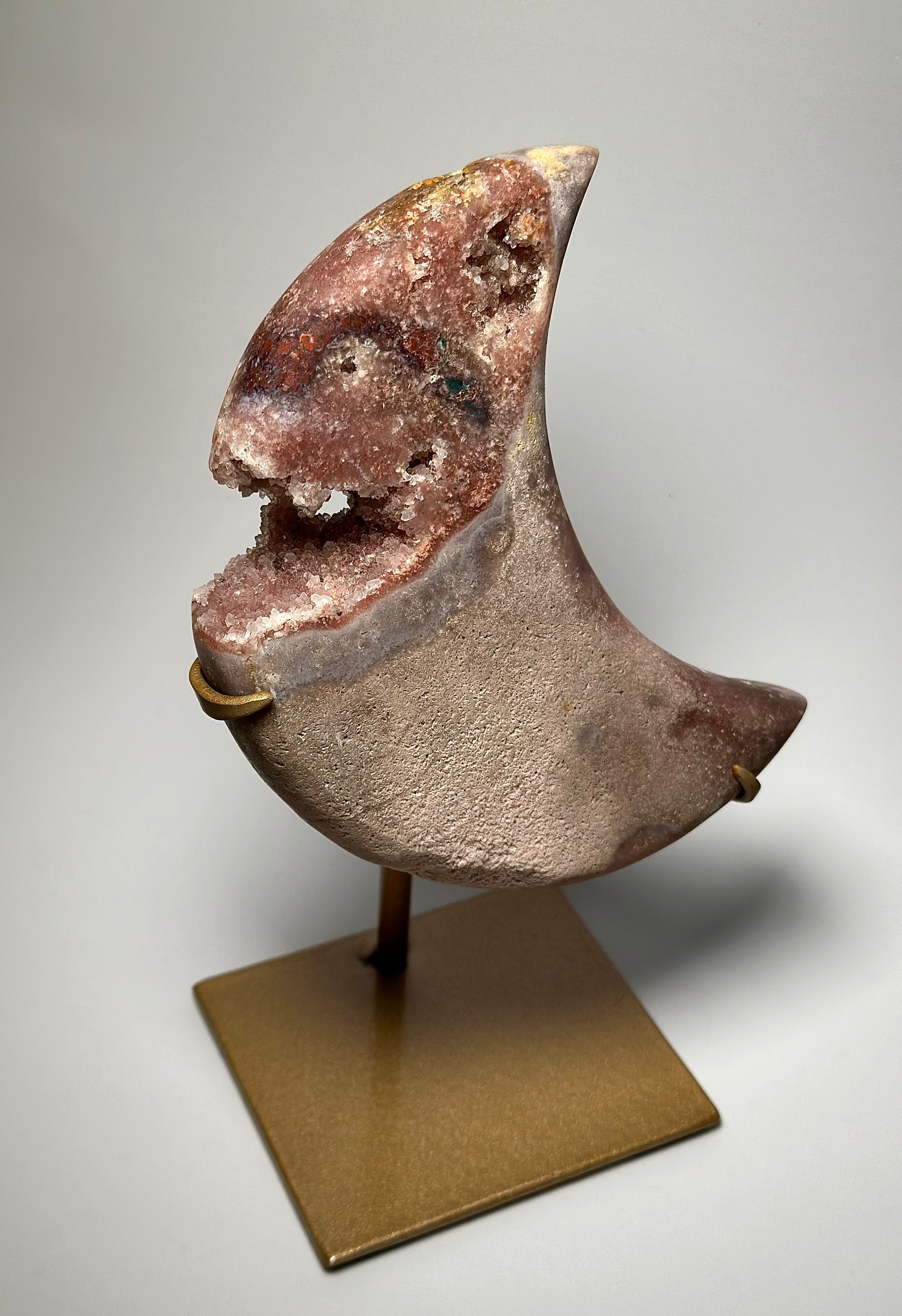 Rožinis ametistas „Mėnulio šviesa“ – 500 g.